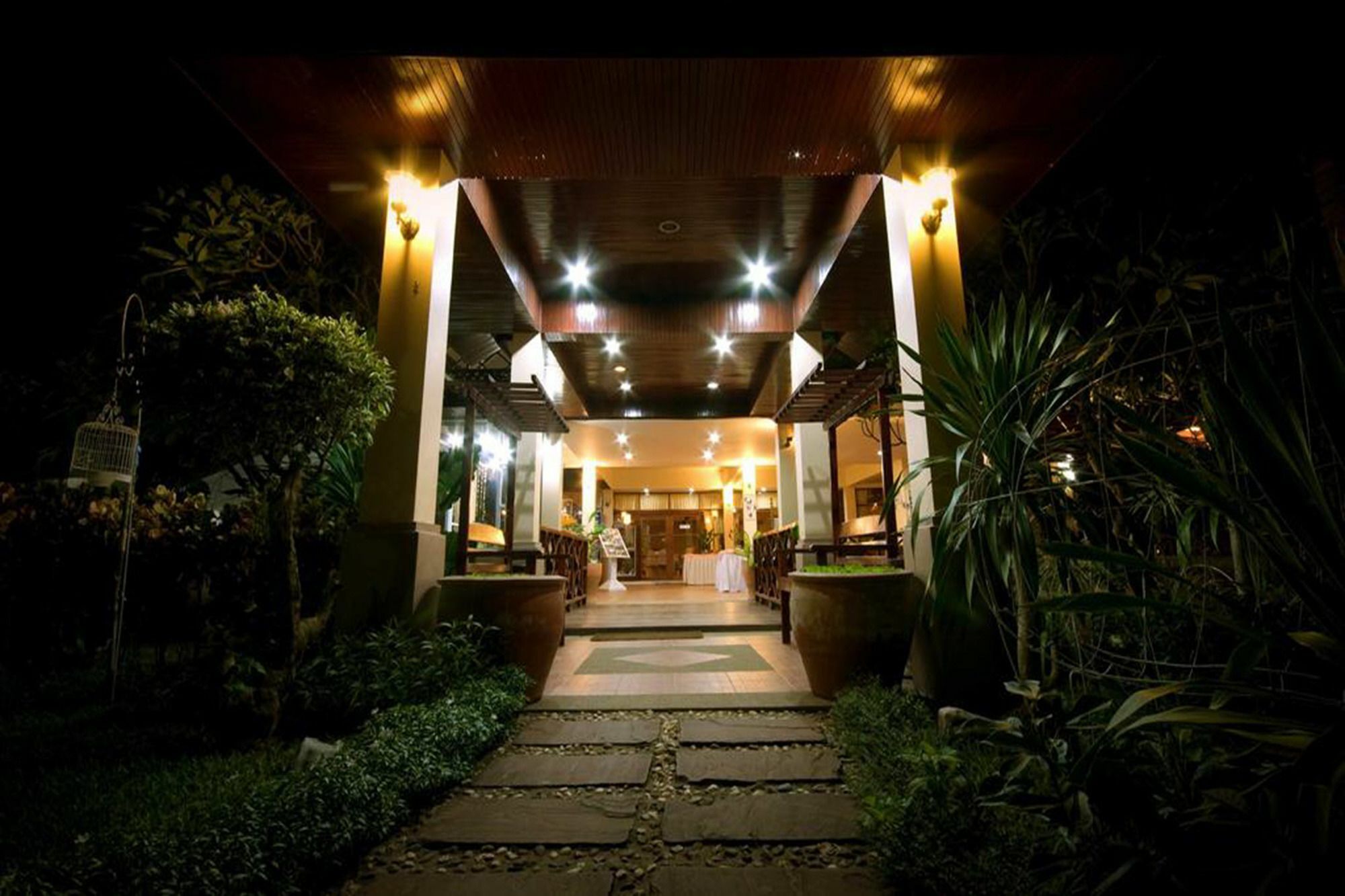 Resort Petch Rim Tan Resort