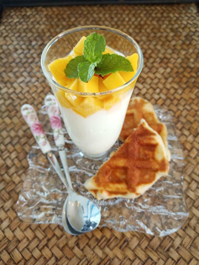 Sermsuk Boutique Pran Buri