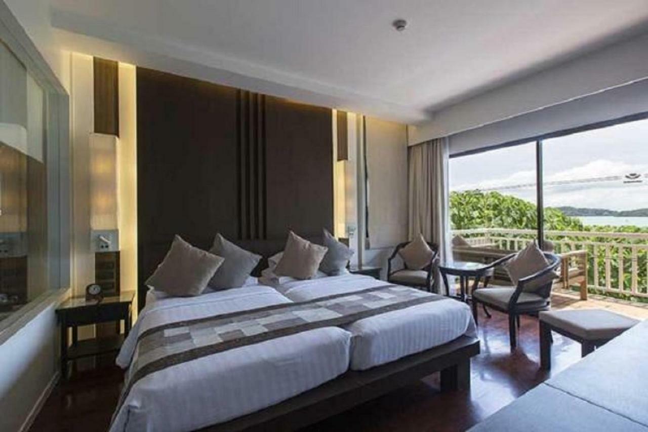 Phuket Hotel 5*
