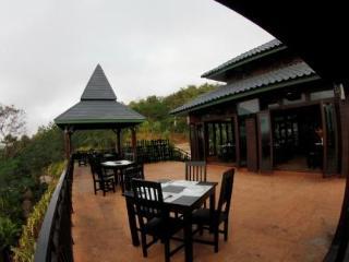 Thaton Hill 3*