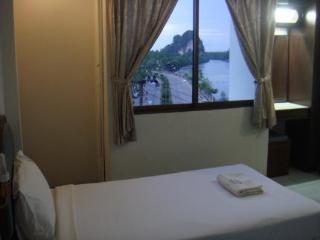 Grand Mansion Hotel 2*