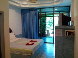 Hotel Oyo 851 On Hill 2*