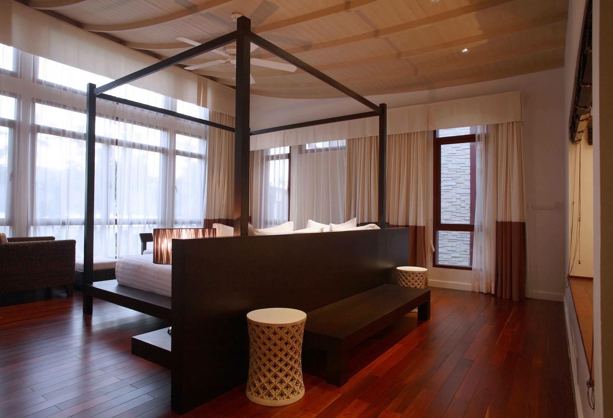 Amatapura Luxury Beachfront Resort 3*