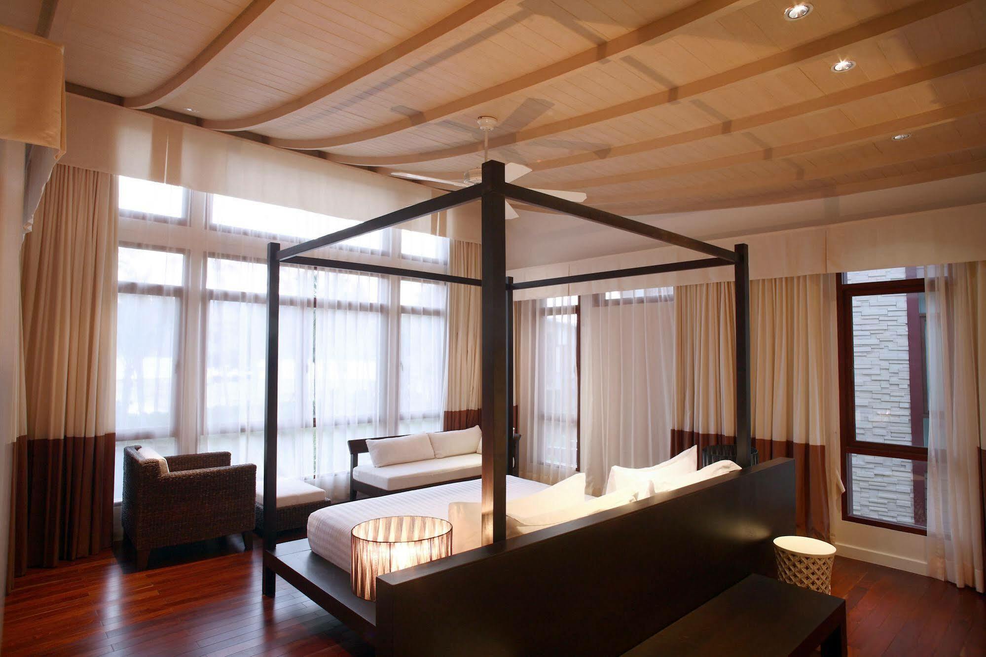 Amatapura Luxury Beachfront 3*
