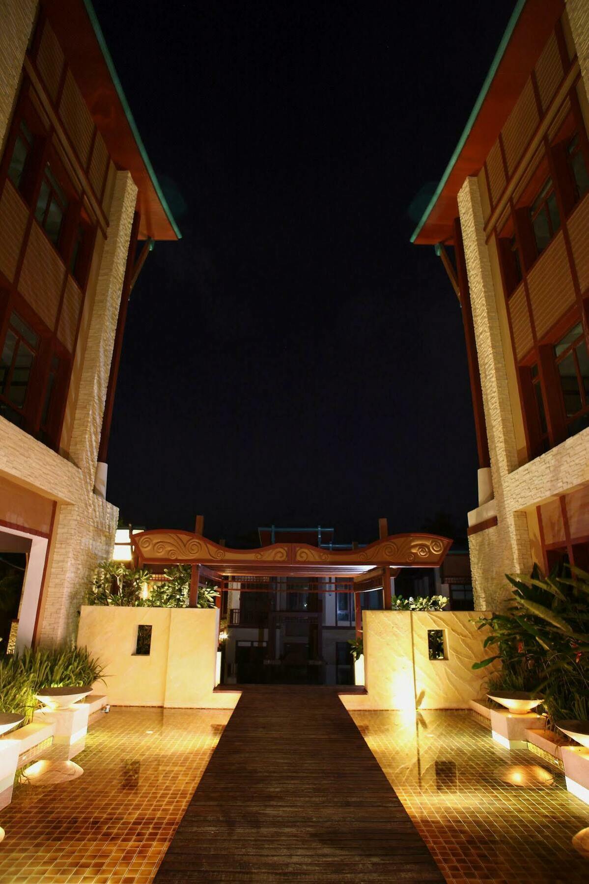 Amatapura Luxury Beachfront