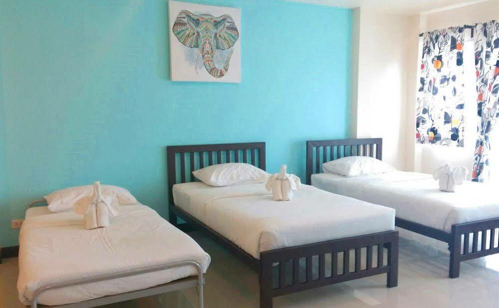 White Elephant Guest house 2*