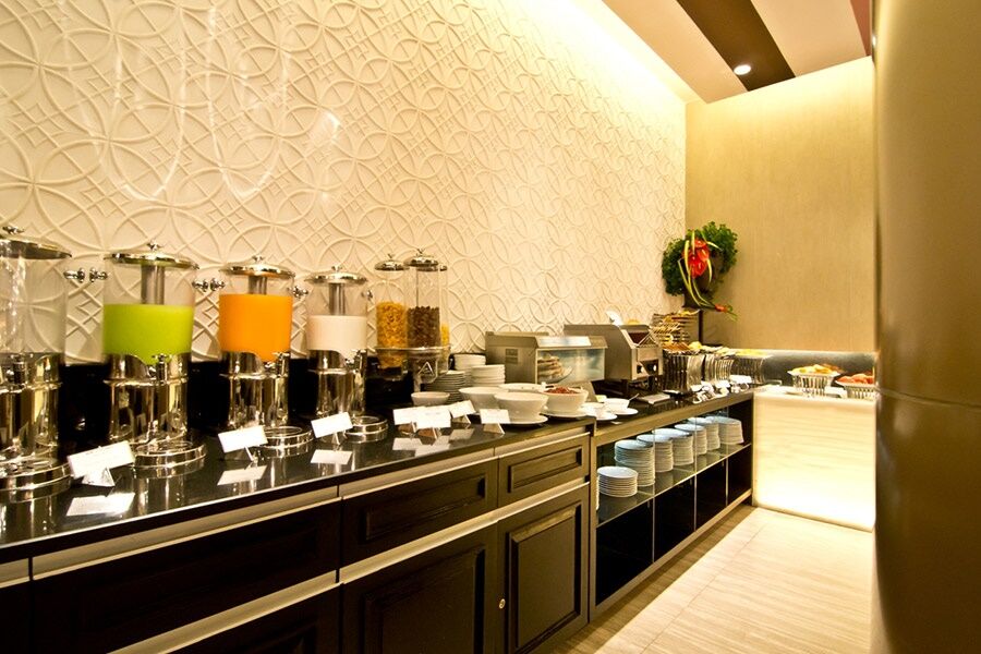 Tsix5 Quarter Hotel Pattaya