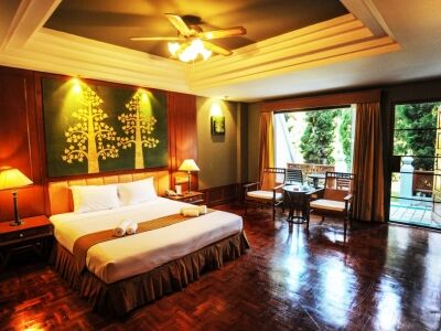 Suan Bua & 3* Ban Pong (Suthep)