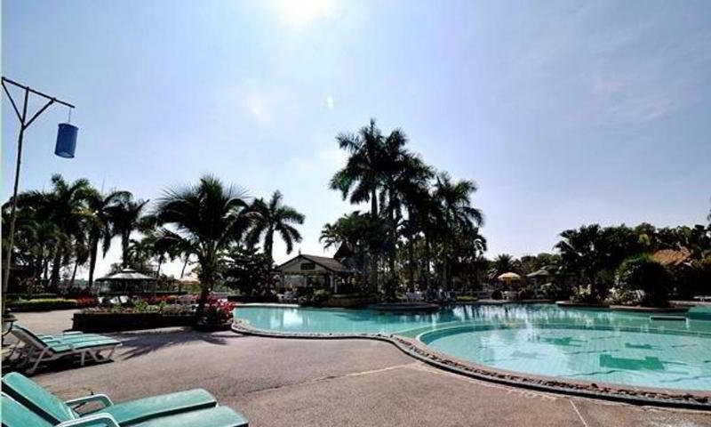 Wiang Indra Riverside Hotel