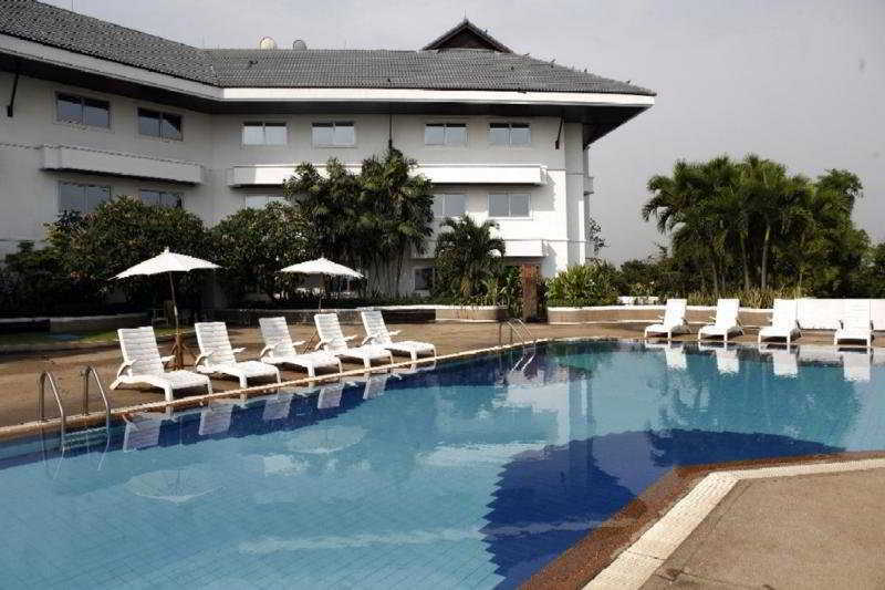 Hotel Sima Thani Nakhon Ratchasima