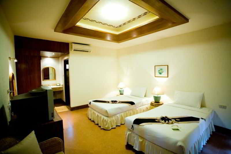 Montien House - Sha