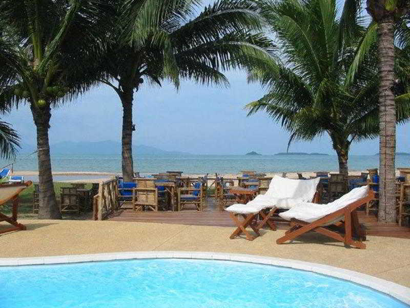The Waterfront At Fishermans Village Resort 3*