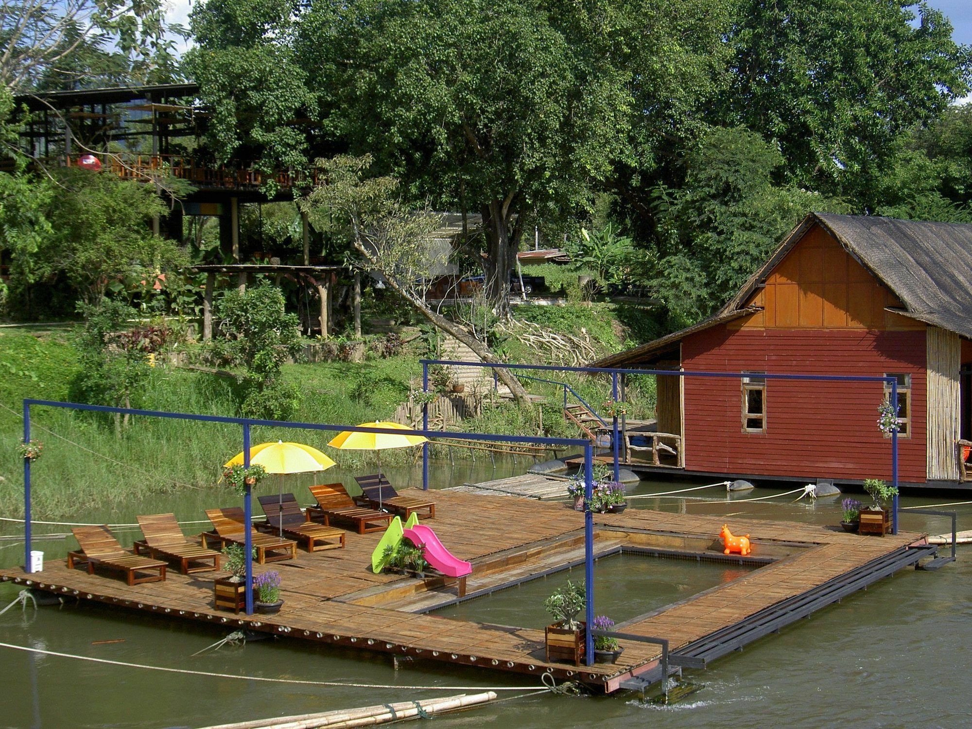 Resort Boutique Raft Sai Yok