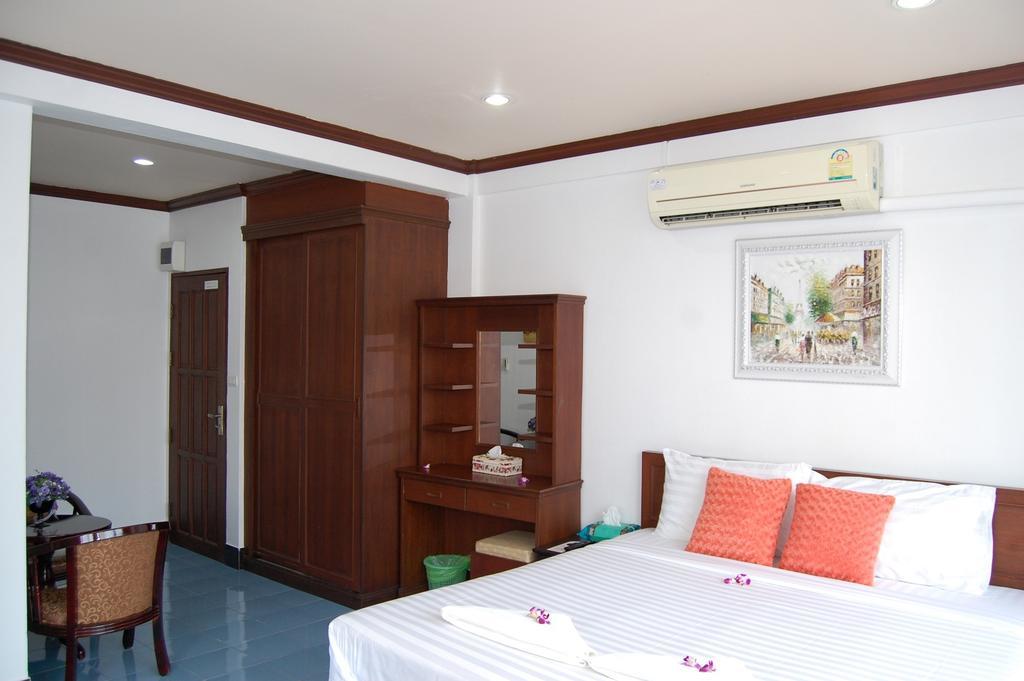 Greenvale Serviced Pattaya