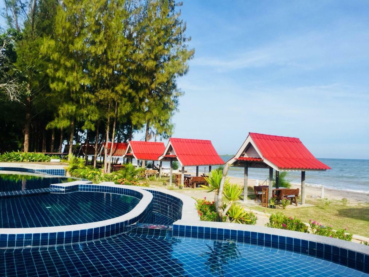 Haadsaikaew Bankrut Bang Saphan