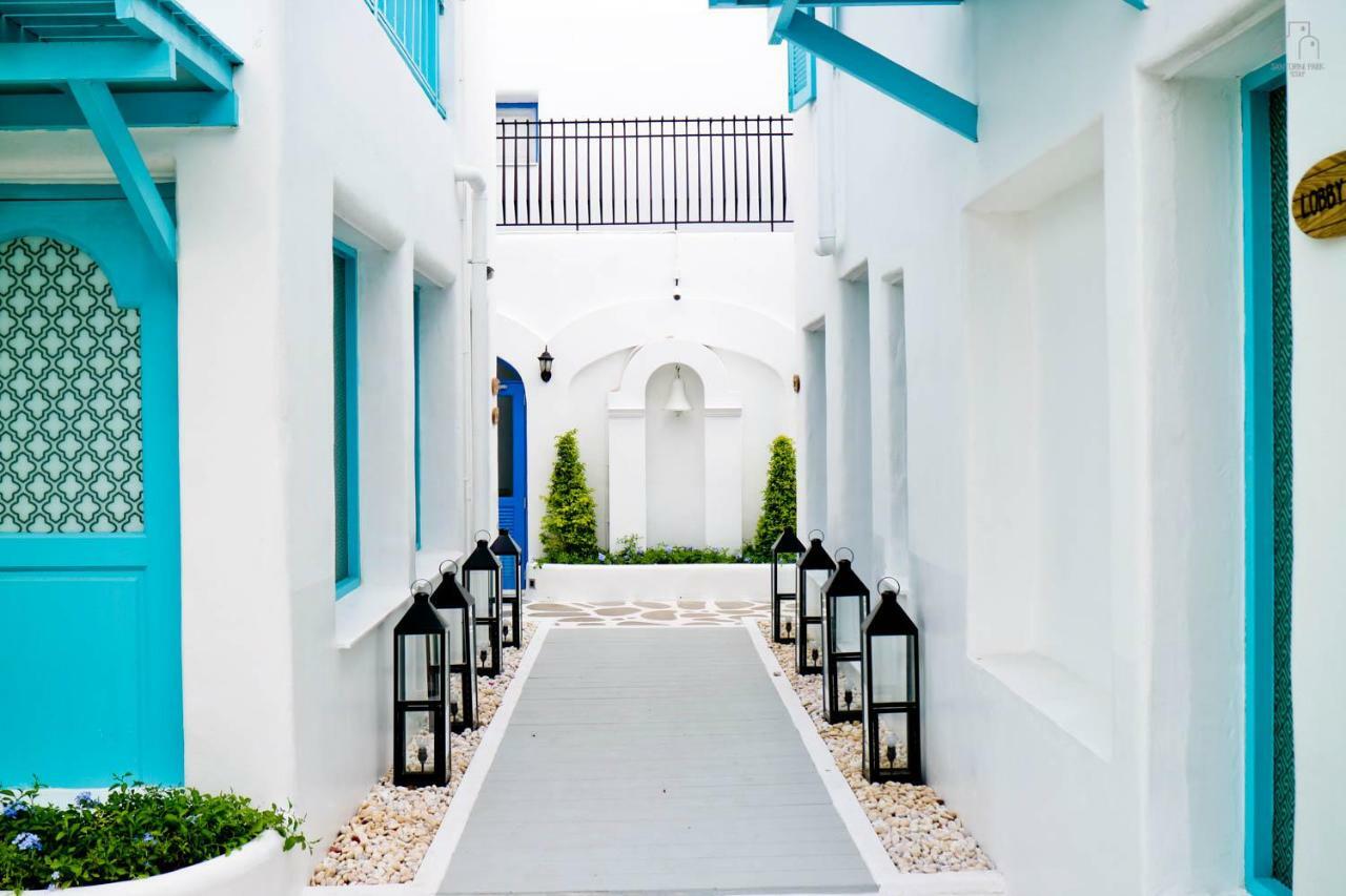 Santorini Park Resort 3*