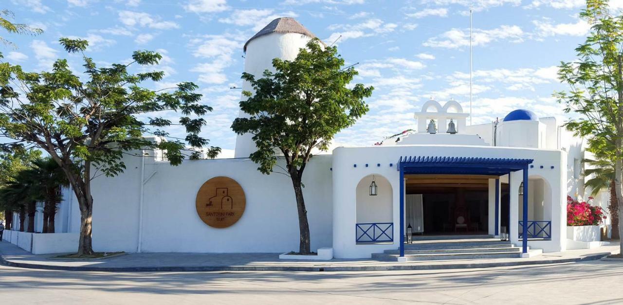 Santorini Park Resort Cha-Am