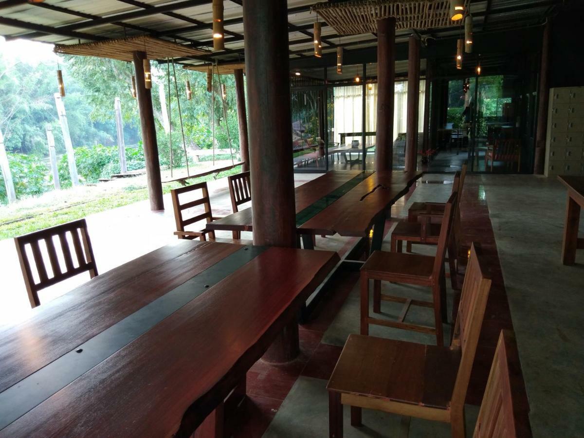 Boutique Raft Resort, River Kwai Resort Sai Yok