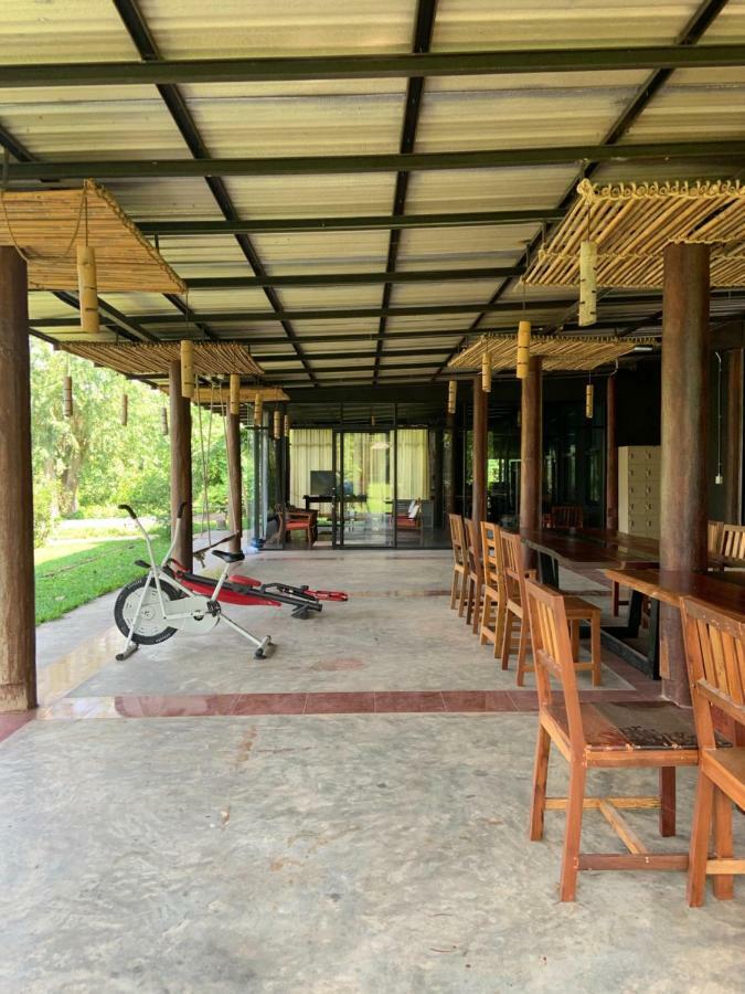 Boutique Raft Resort, River Kwai 3* Sai Yok