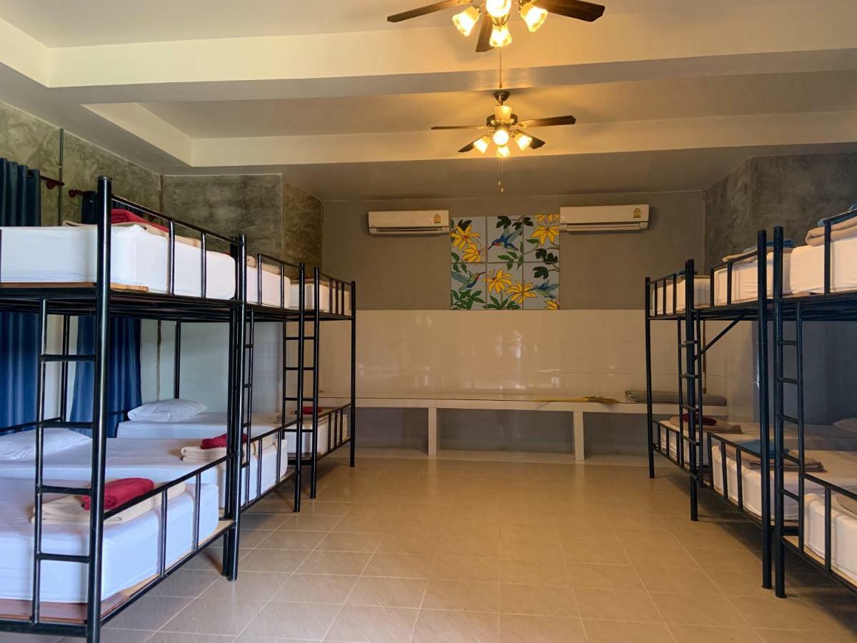 Boutique Raft Resort, River Kwai Resort Sai Yok