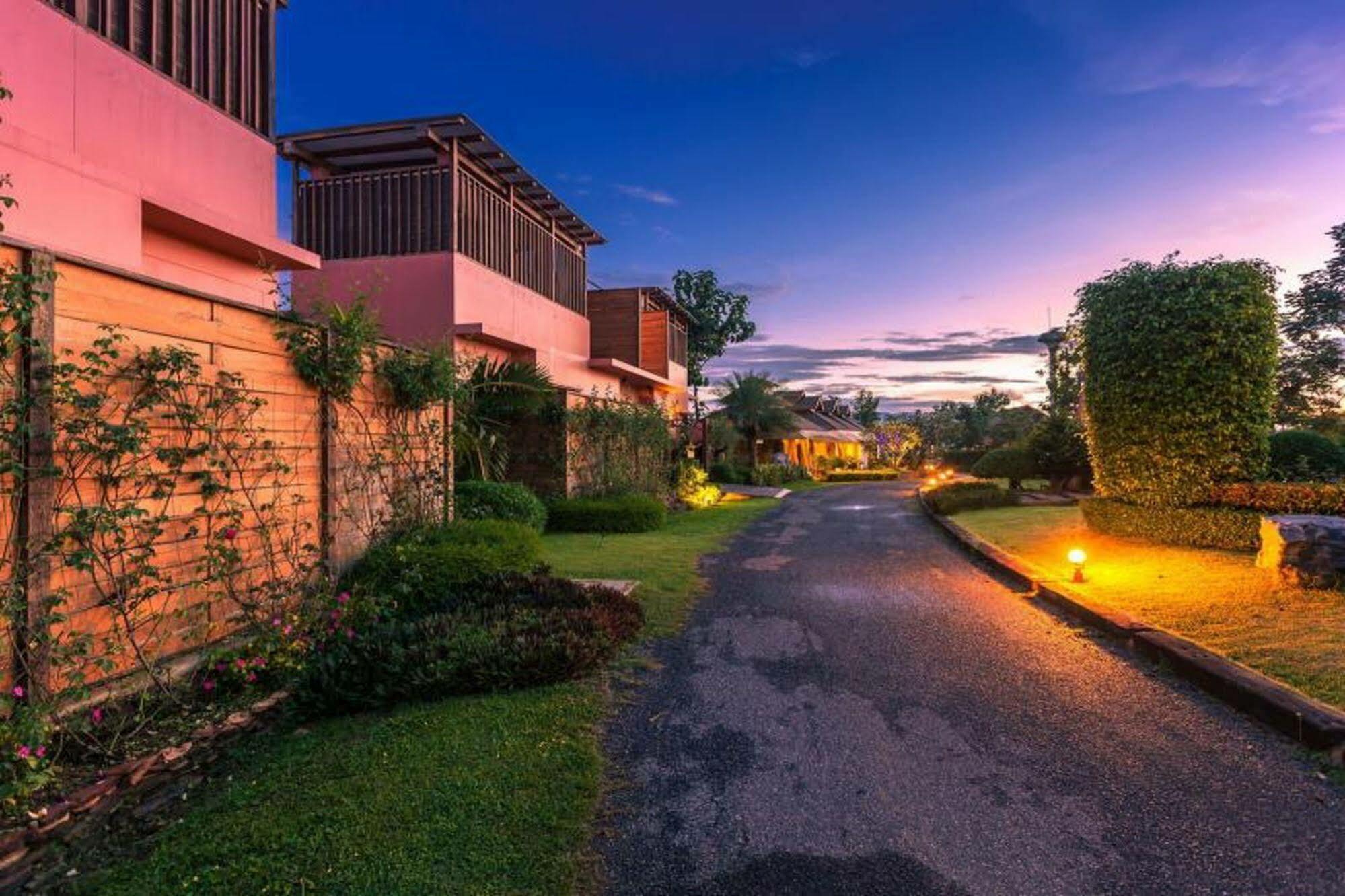 Phukumhom Khao Yai Resort Wangkata