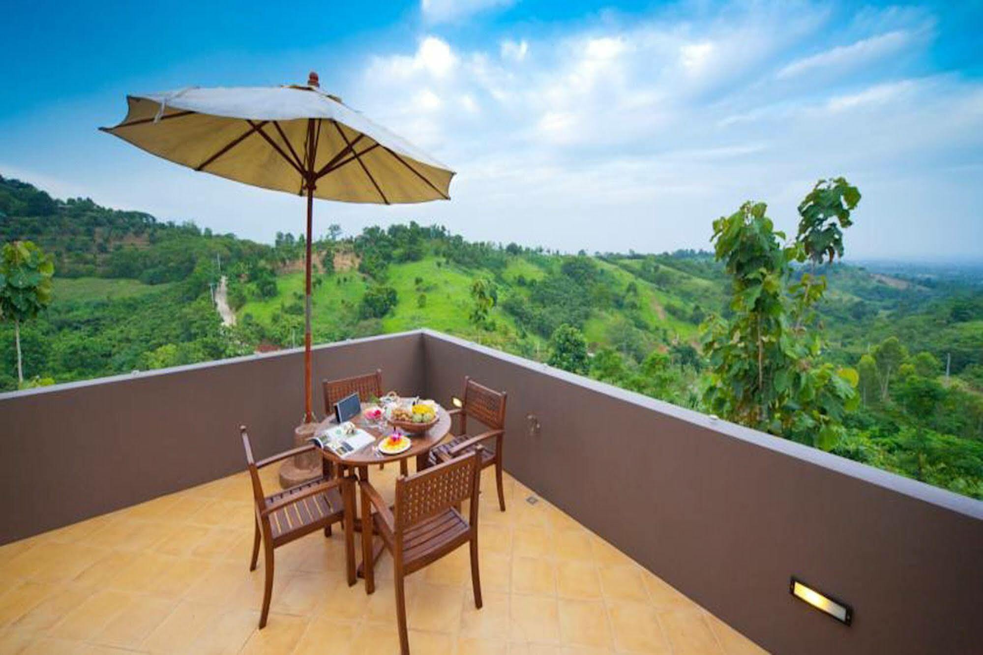 Phukumhom Khao Yai 4*