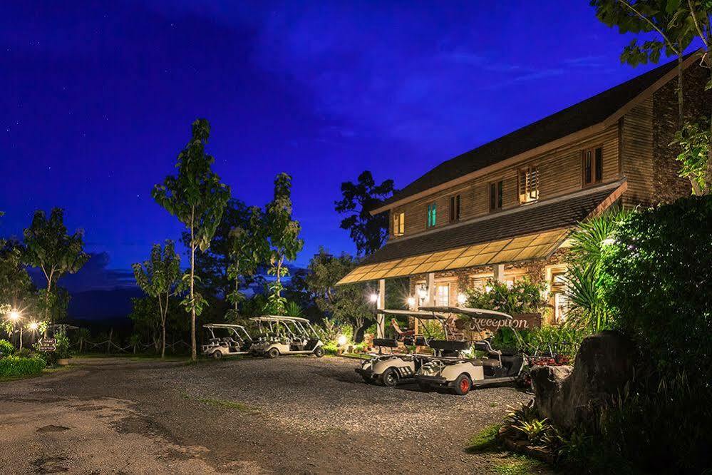 Resort Phukumhom Khao Yai 4*