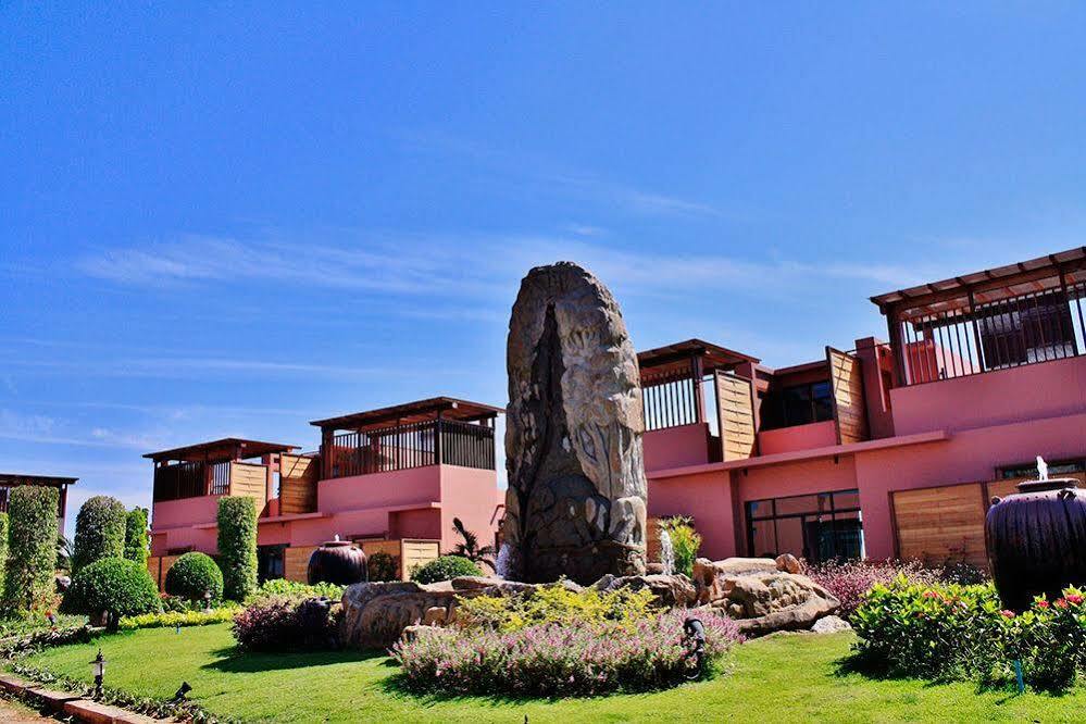 Phukumhom Khao Yai Resort
