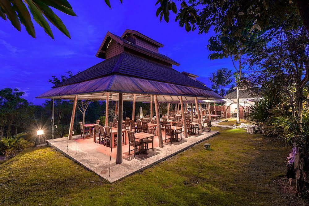 Phukumhom Khao Yai Resort 4*