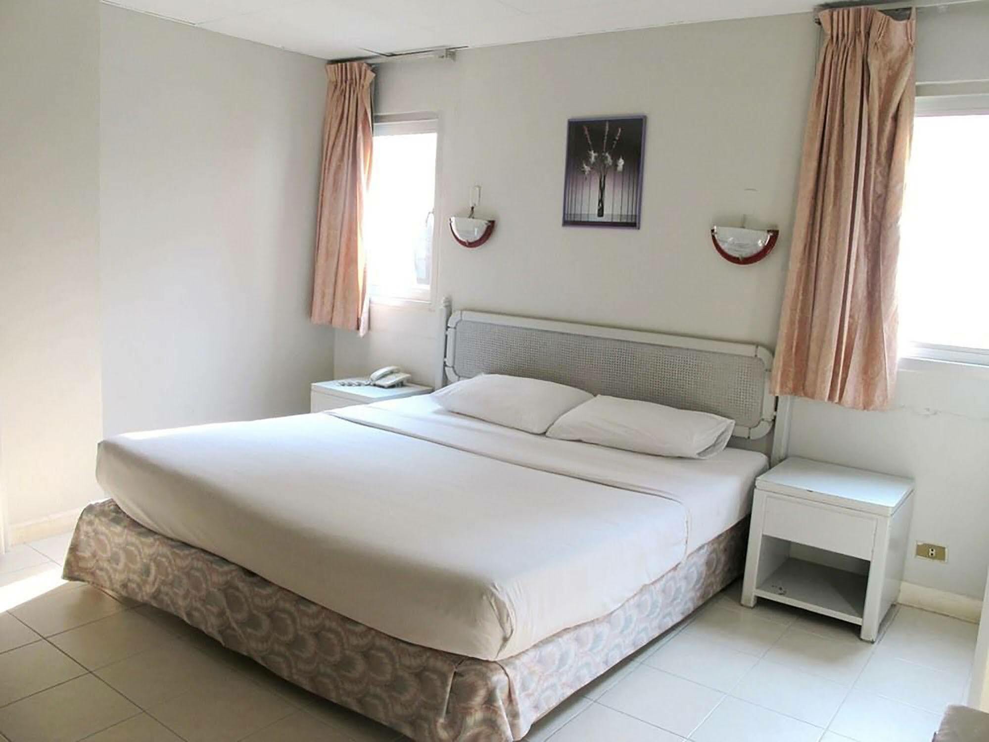 Diamond Hotel