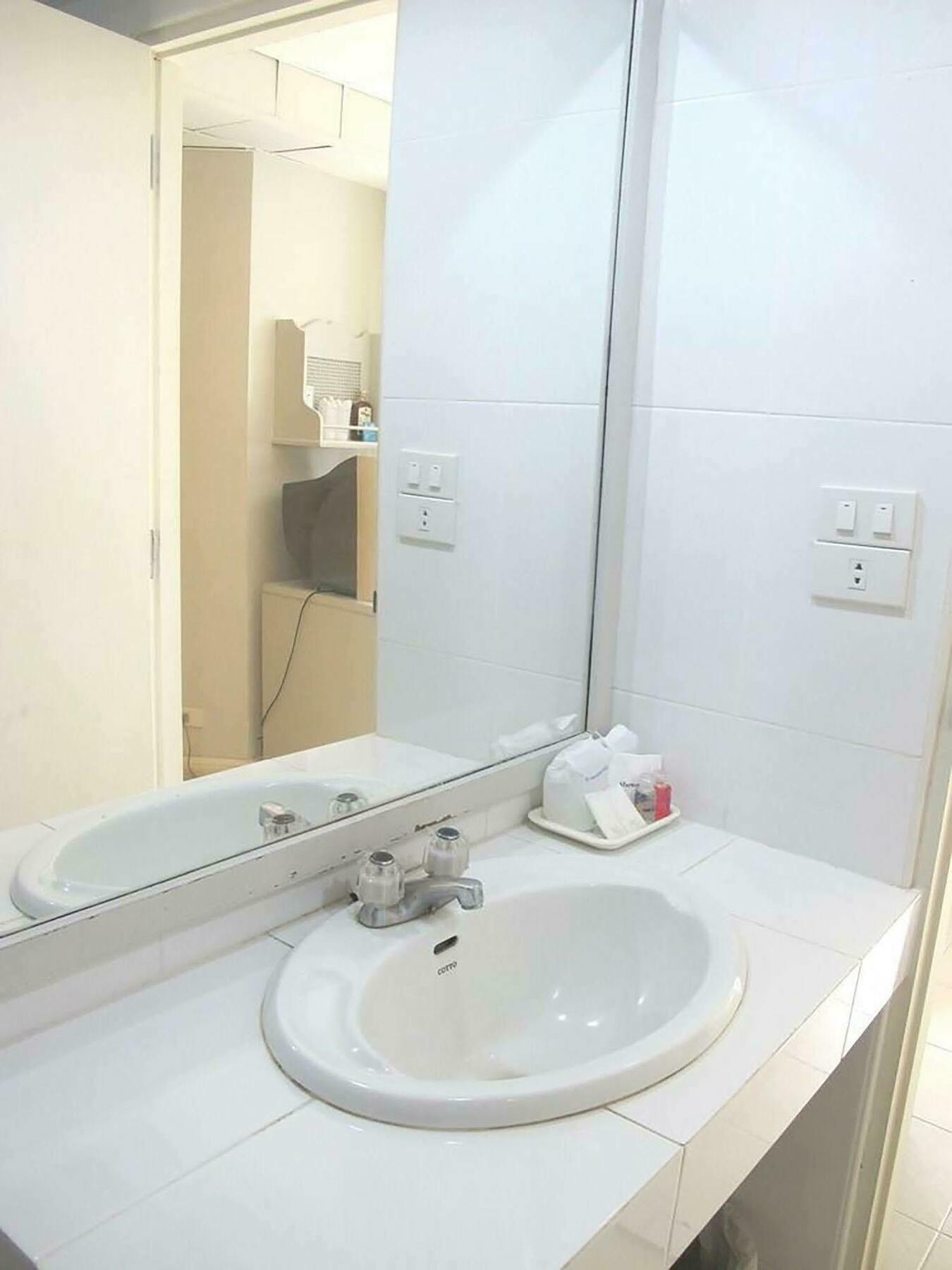 Diamond Hotel 3*