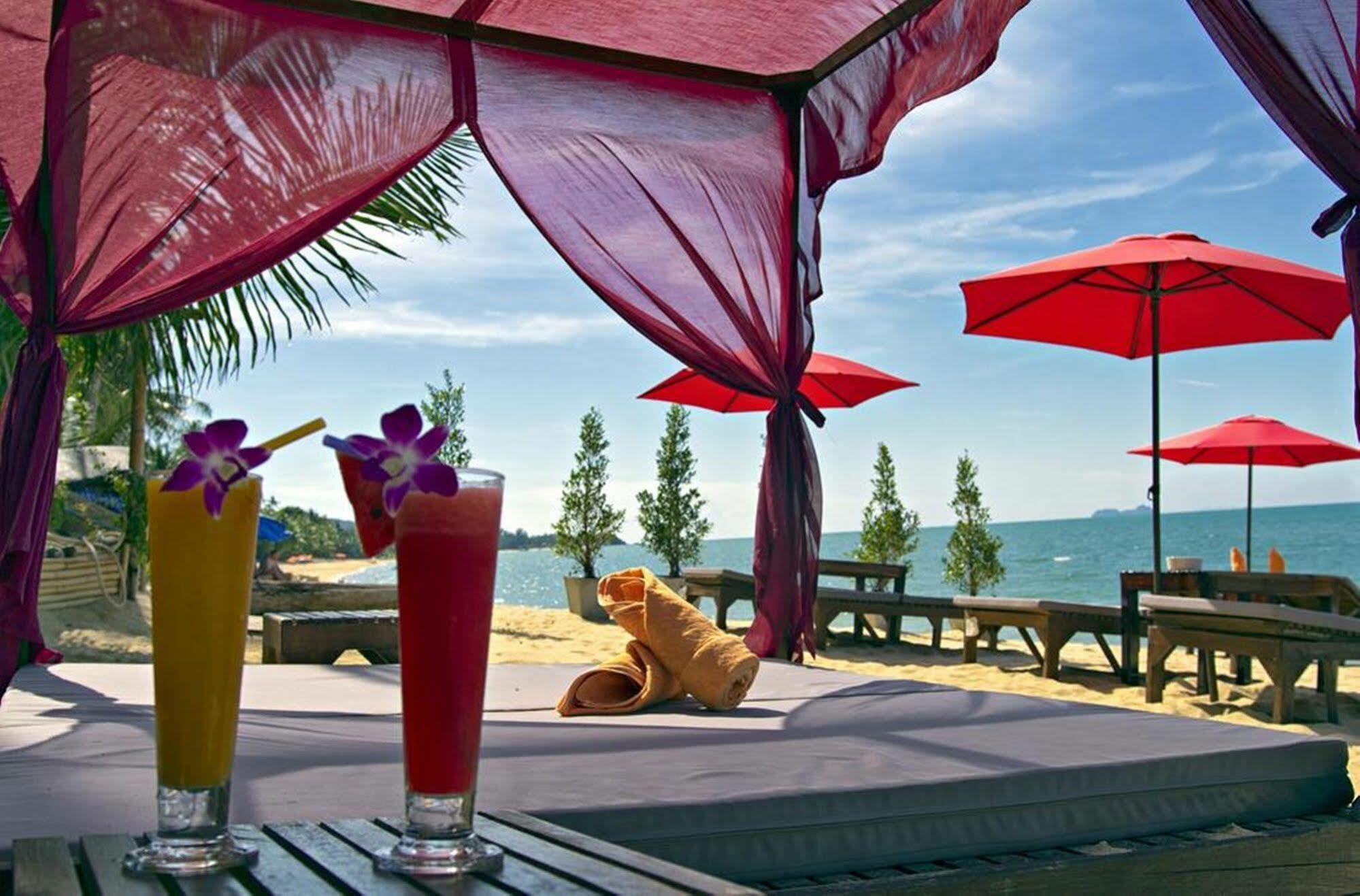 Saona Hotel Mae Nam