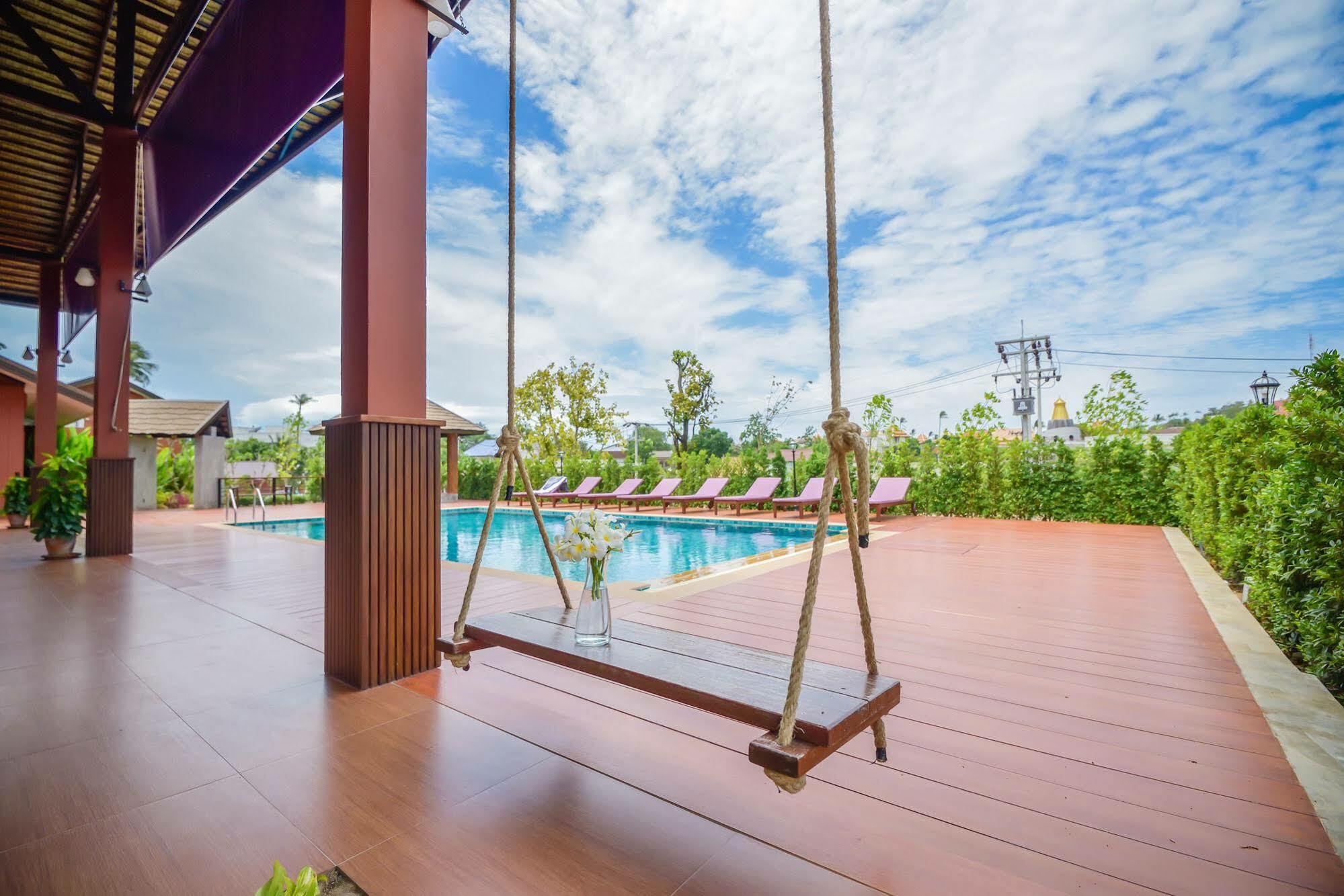 Sirinsamui Boutique *