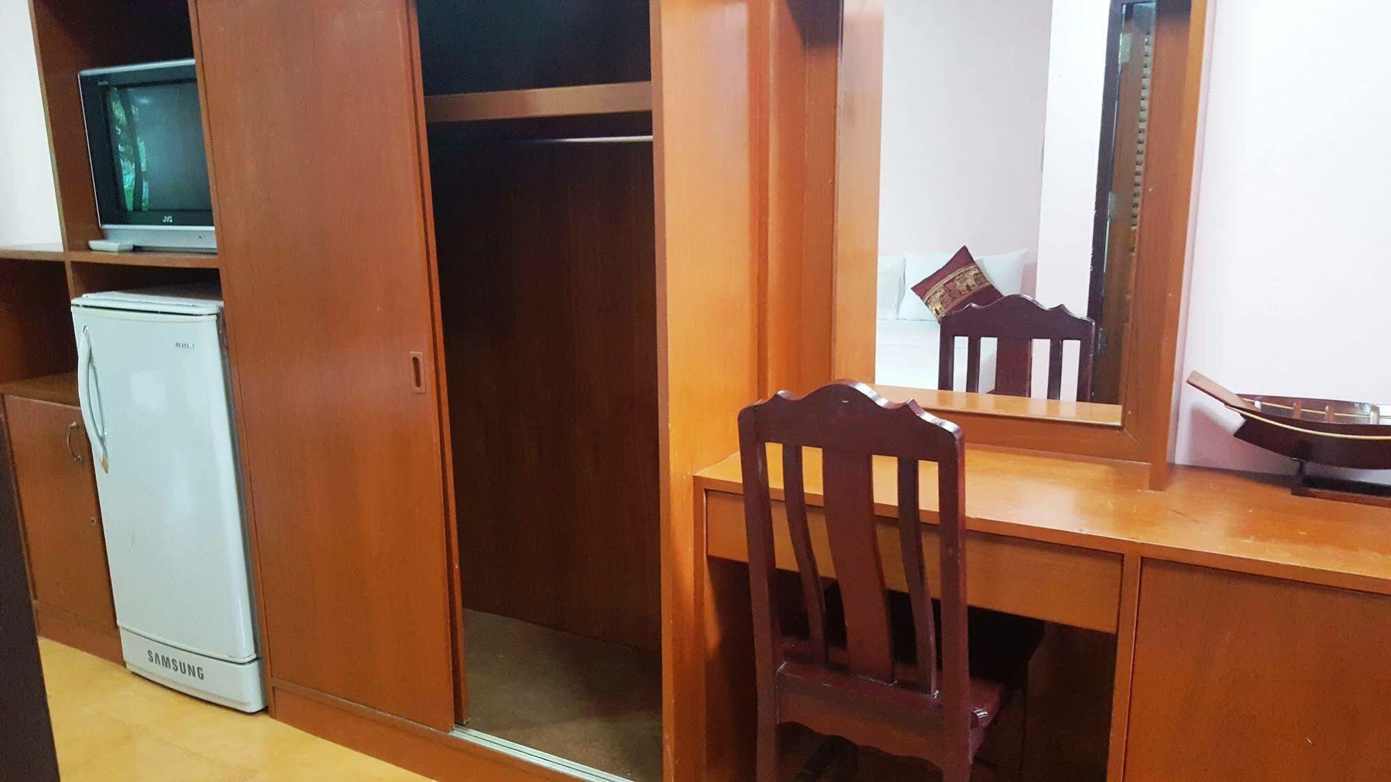 Hotel Coconut House Chaweng Koh Samui