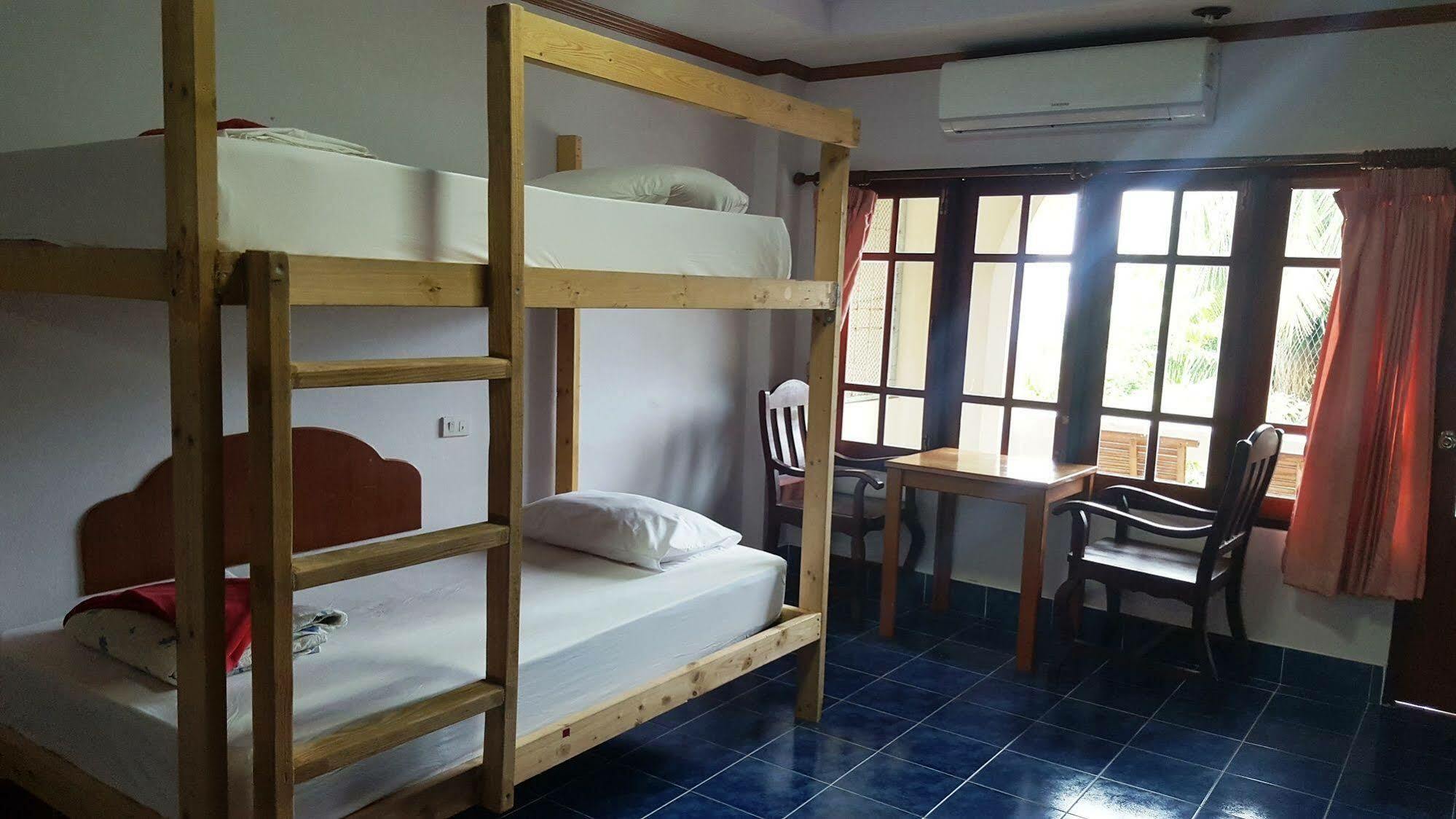 Hotel Coconut House Chaweng 2*