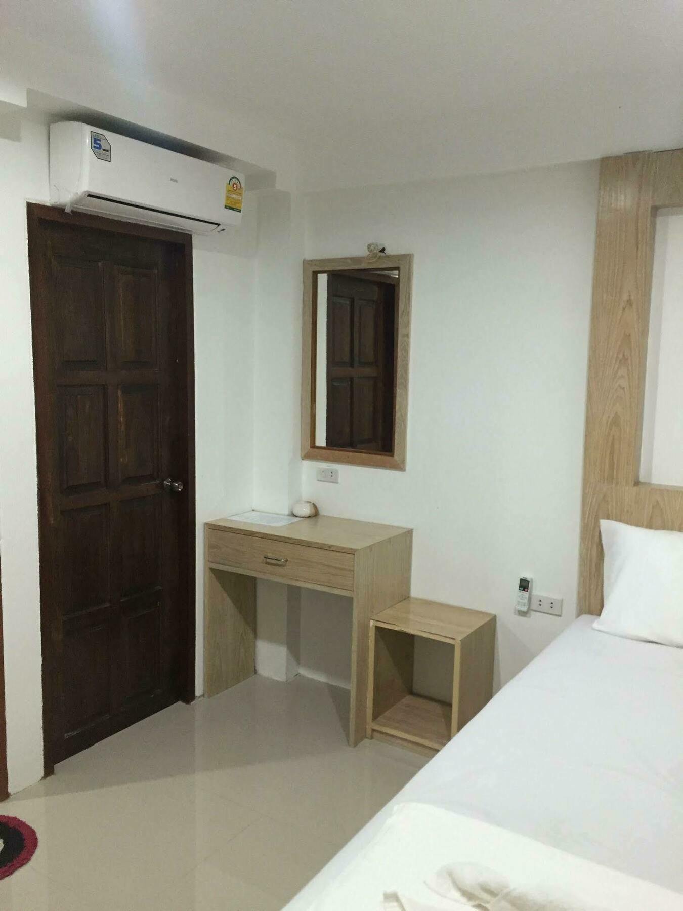 Hotel Ruang Thong