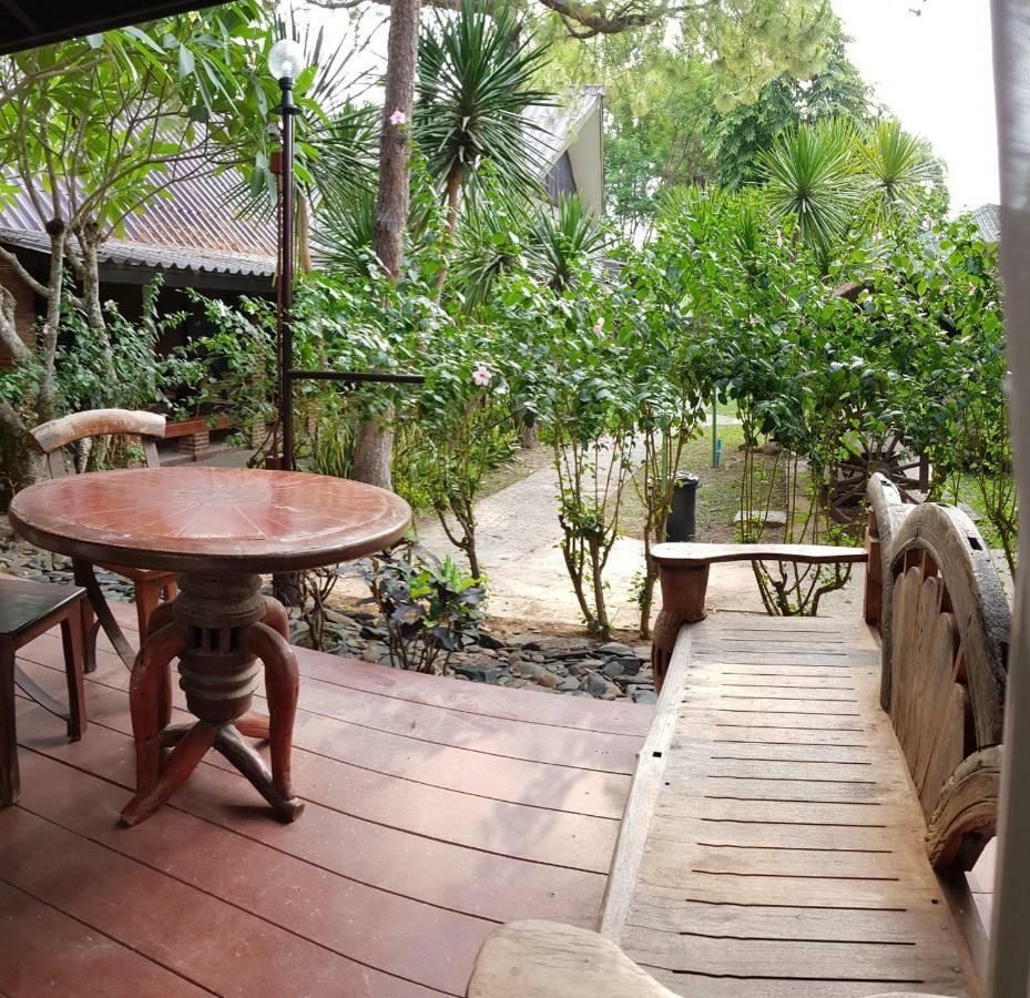 Hill Hotel Chiang Khan