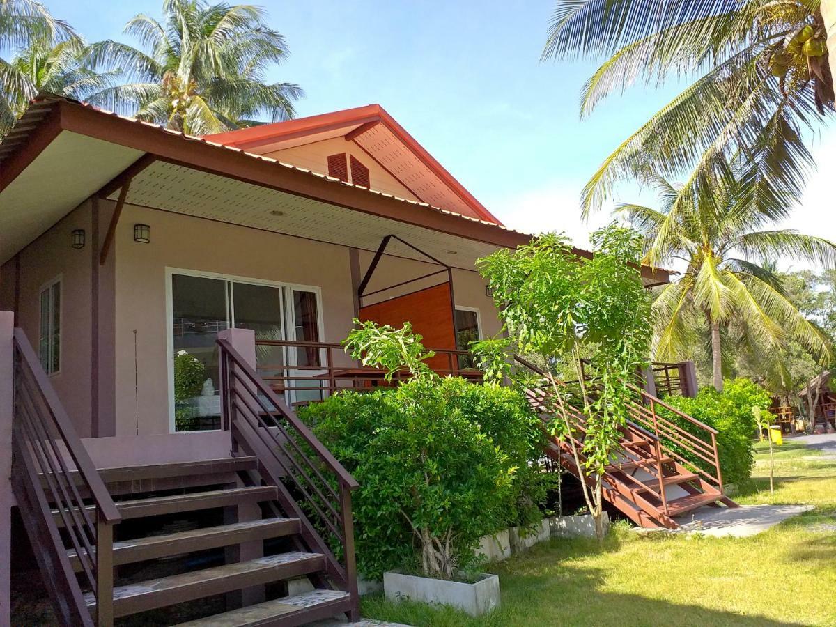 The Ford Sunset Resort 2*