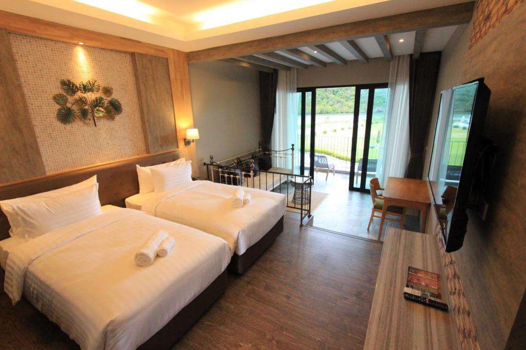 Resort La Isla Pranburi