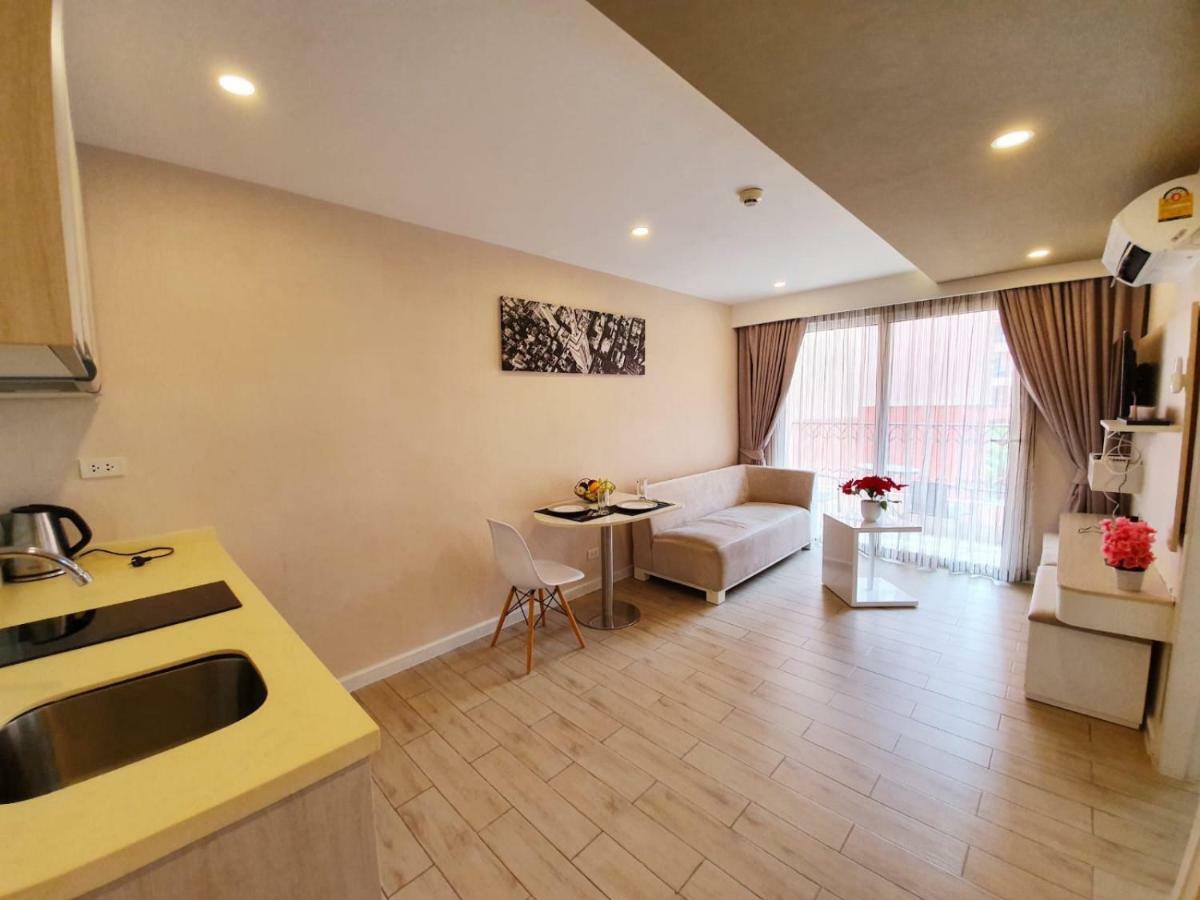 Seven Seas By Dmitrii Apartment Jomtien Beach