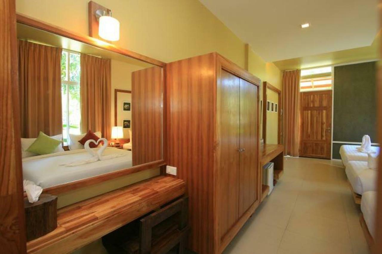 Nana Hotel