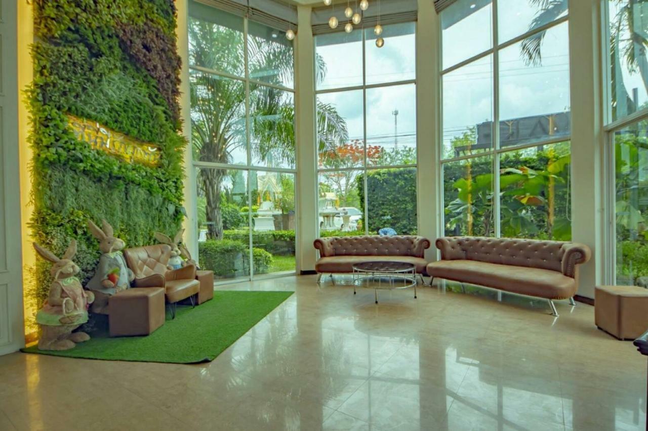 Hotel Nana