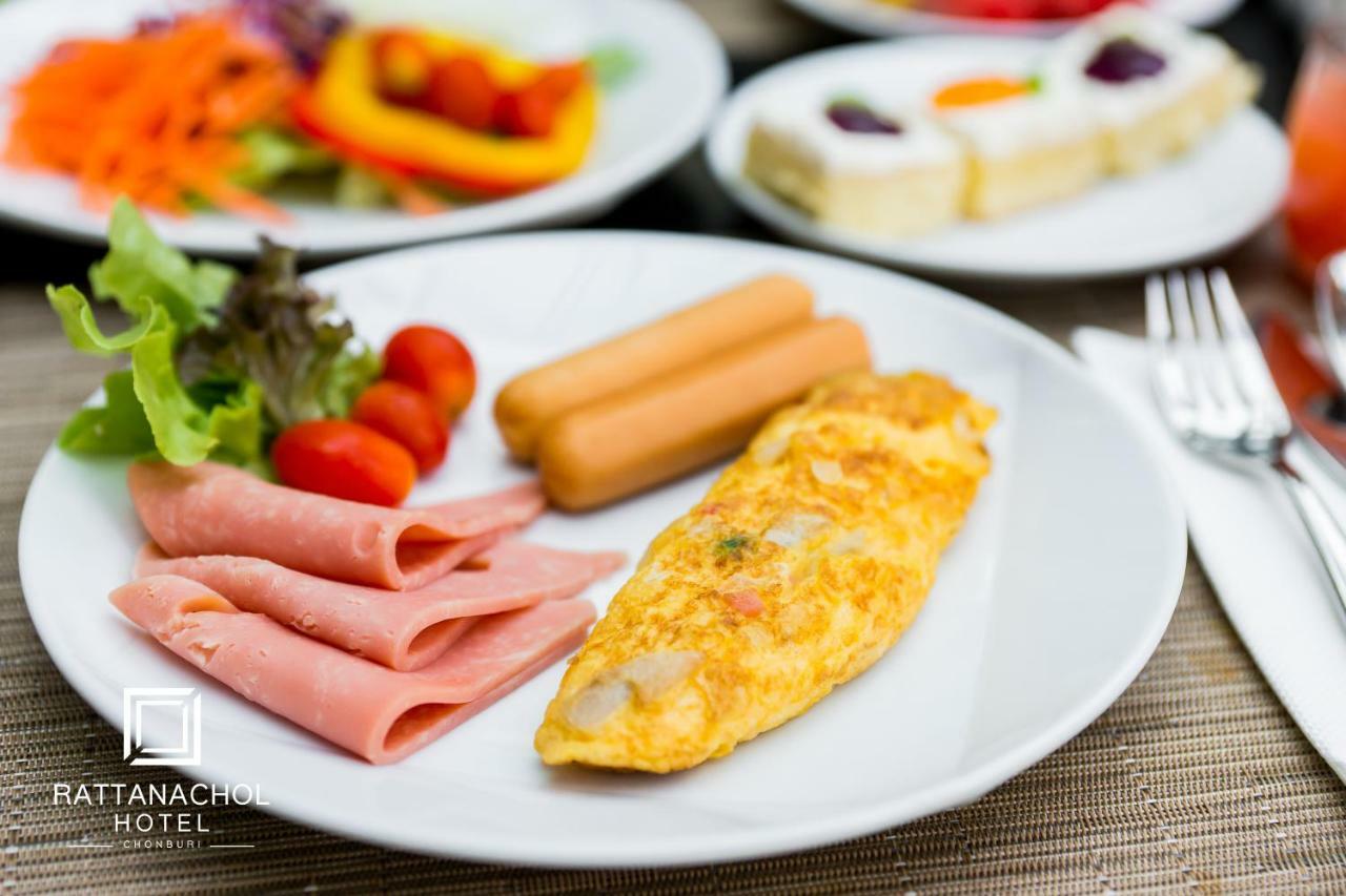 Hotel Rattanachol Chonburi