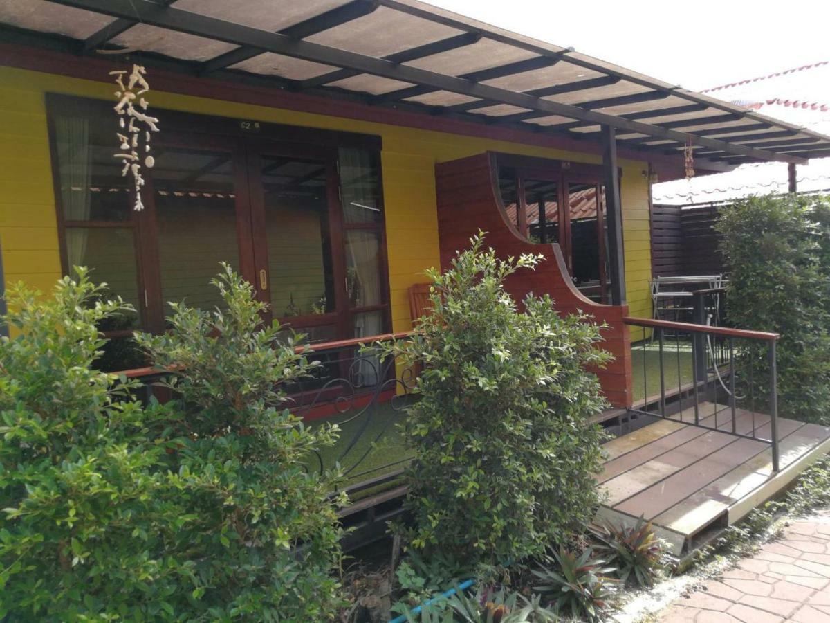 Ricci House 3*
