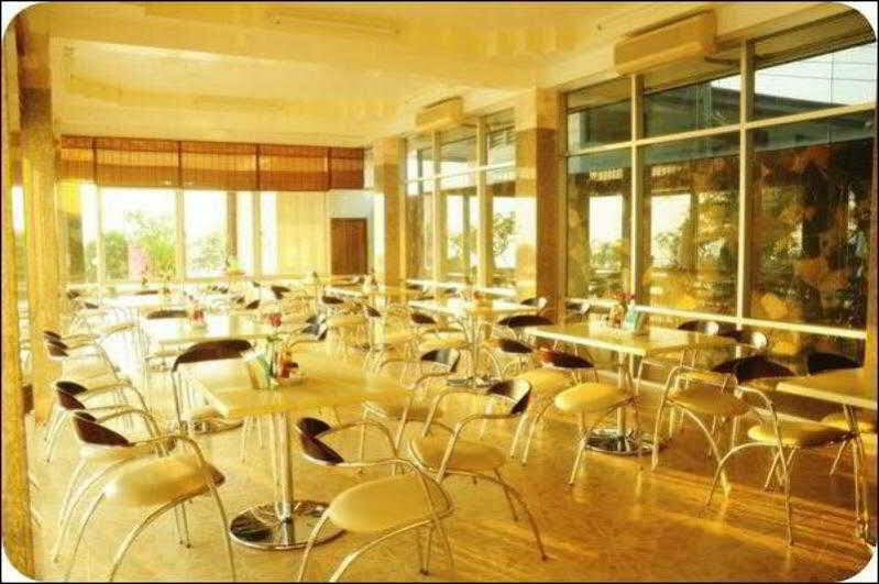 Heaven Hotel 3*