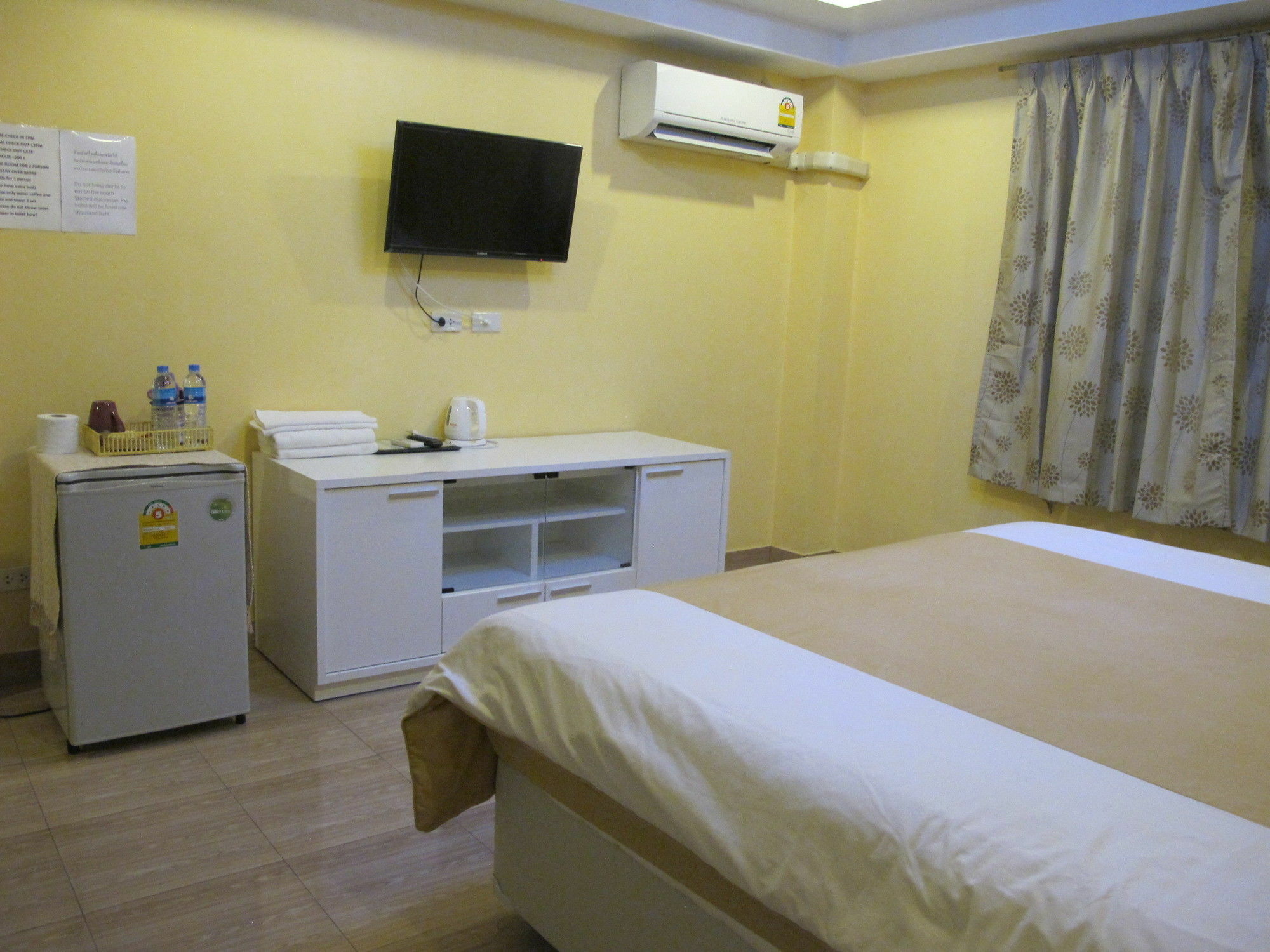Oyo 75330 Little House Hotel 2*