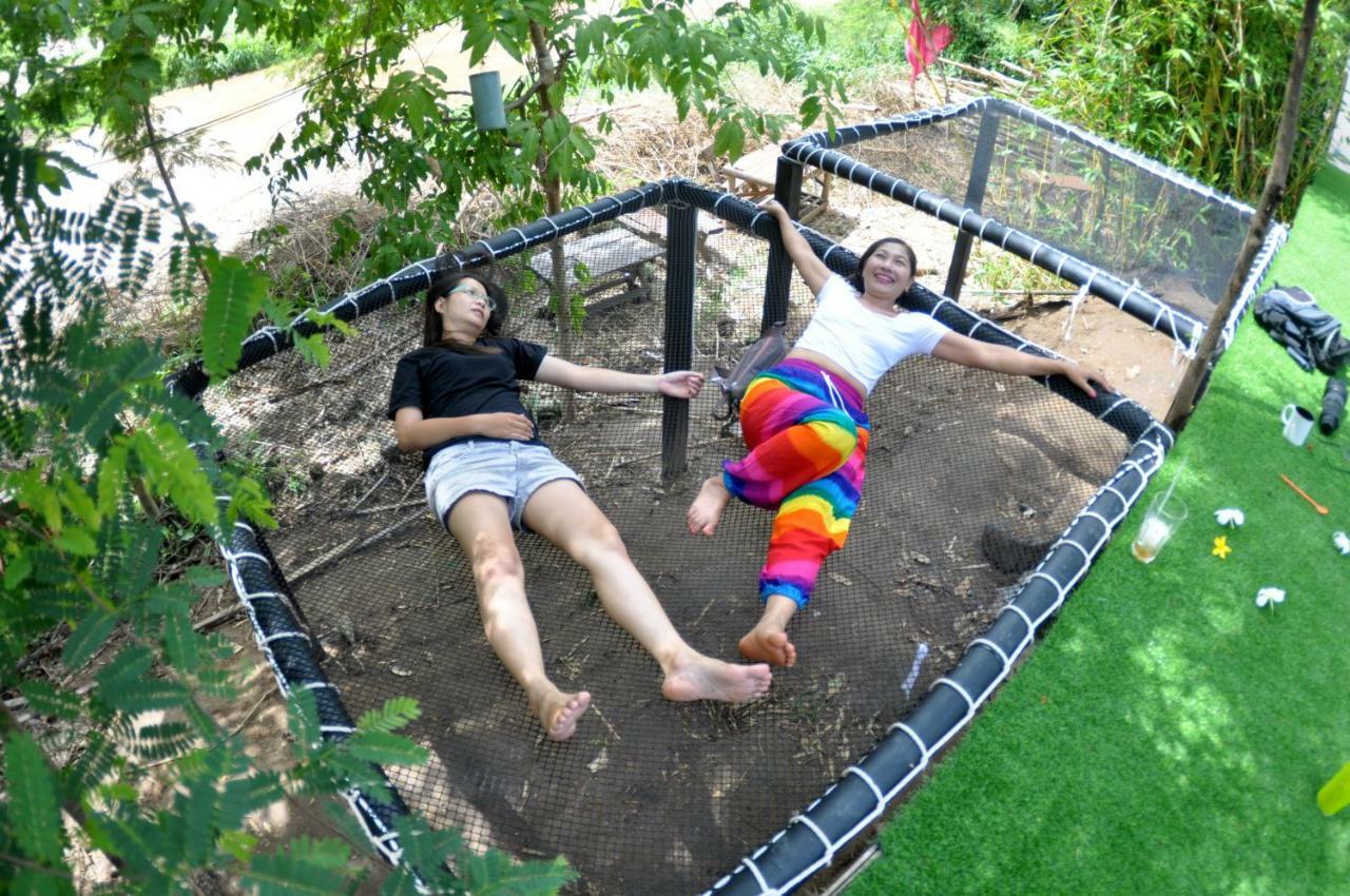 Sawasdeepai River Guest house Pai