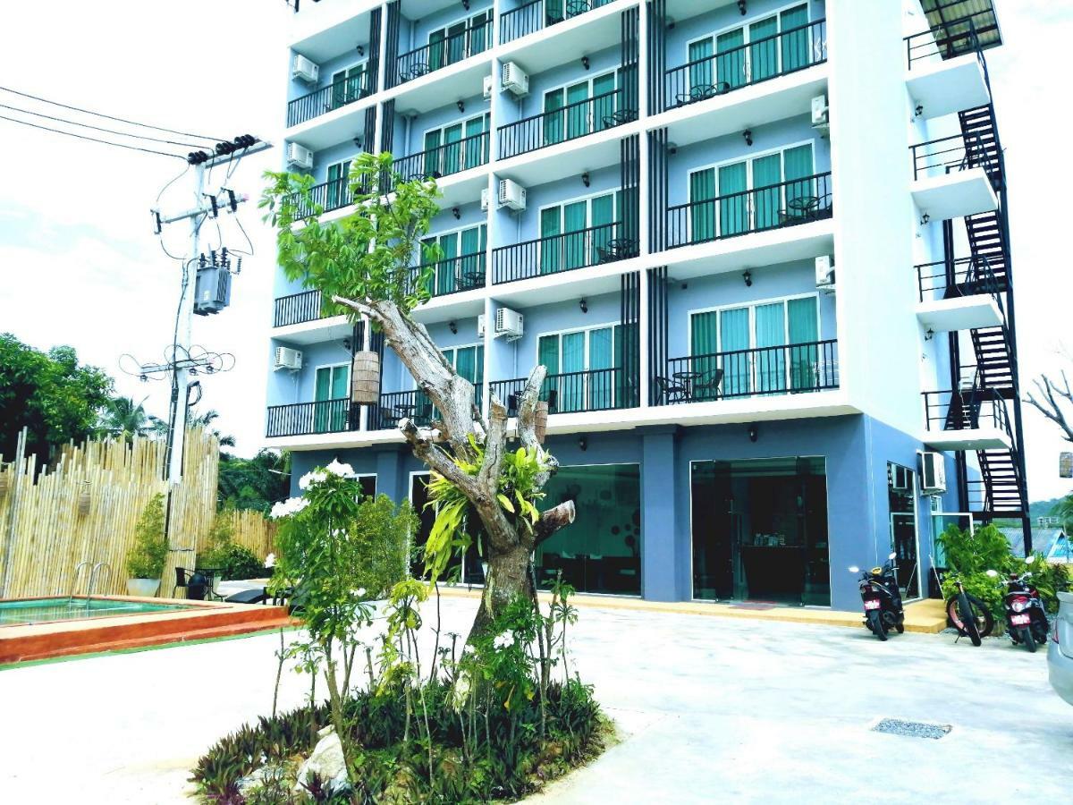 The At Klong Muang Beach