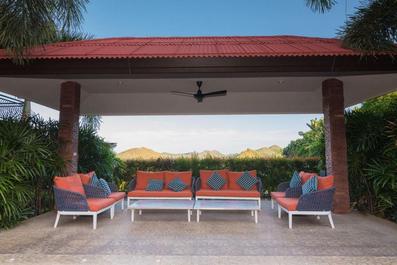 Pa Prai Villas And Suites Resort Resort