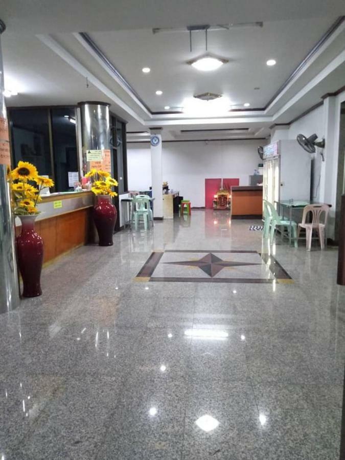 Hotel Cathay